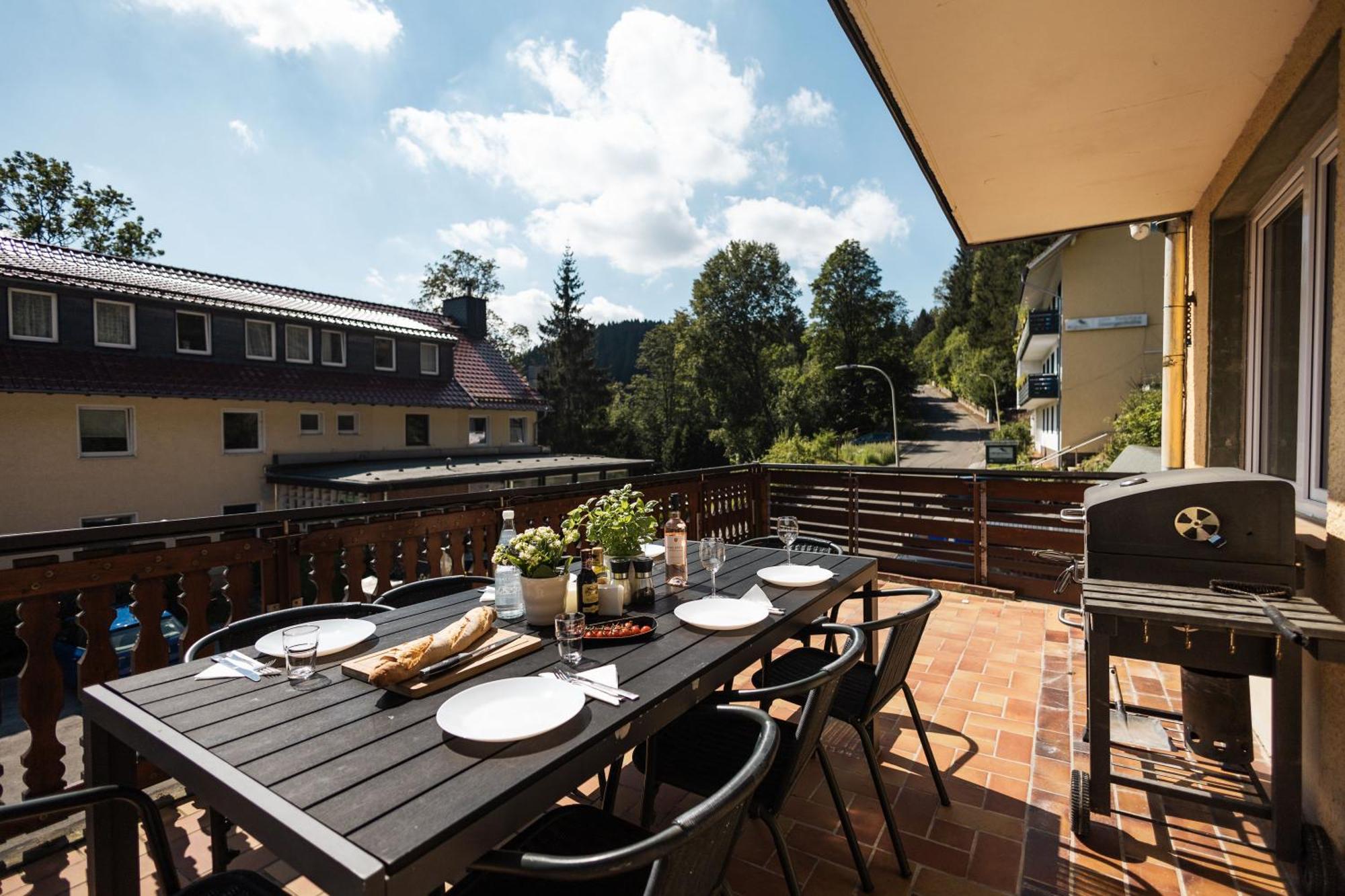 Apartmenthaus Am Waldrand- Kueche - Fruehstueck - Balkon Wildemann Exterior foto